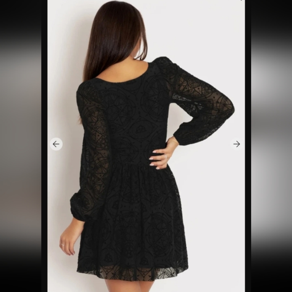 Blackmilk Enchantment Square Neck Dress, XS - Picture 3 of 11